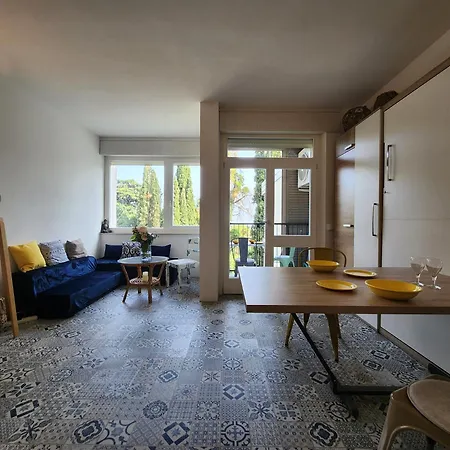 Charmantes - Seeblick Ferienhaus Gardone Riviera