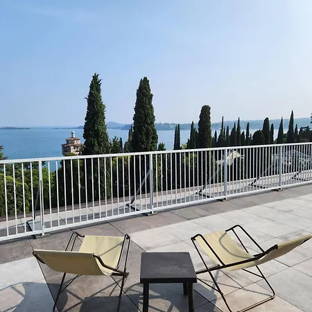 Nyaraló Charmantes - Seeblick Gardone Riviera