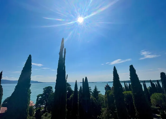 Ferienhaus Charmantes - Seeblick Gardone Riviera